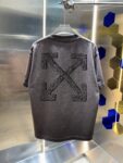 P80 OFF-white/2026春夏新款 洗水磨破320克圆领短袖tee 男女同款宽松版 吊牌 领标 洗水唛 三标齐全 颜色 :洗水黑 洗水白 洗水灰 褐色 尺码 :S M L XL XXL ​