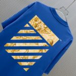P70 （严控品质 ） 款式：off-white短袖T恤 面料：300克重双纱100%棉 罗纹：320克重索络纳1*1潮牌 工艺：印花 颜色：白 橙 花灰 蓝 黑 尺码：M—4XL 无性别区分 男女同款