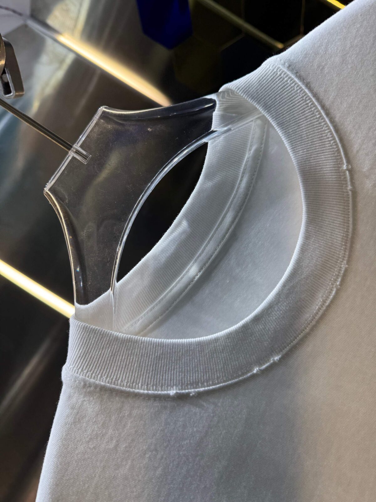 P80 OFF-white/2026春夏新款 洗水磨破320克圆领短袖tee 男女同款宽松版 吊牌 领标 洗水唛 三标齐全 颜色 :洗水黑 洗水白 洗水灰 褐色 尺码 :S M L XL XXL