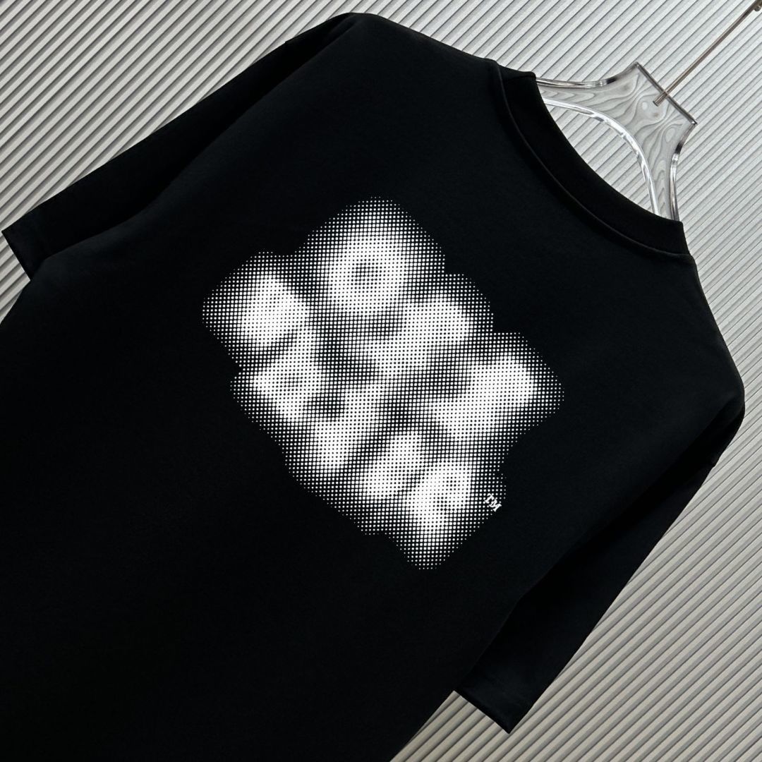 P70 （严控品质 ） 款式：off-white短袖T恤 面料：300克重双纱100%棉 罗纹：320克重索络纳1*1潮牌 工艺：印花 颜色：白 蓝 花灰 黑 尺码：M—4XL 无性别区分 男女同款