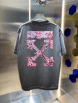 P80 OFF-white/2026春夏新款 洗水磨破320克圆领短袖tee 男女同款宽松版 吊牌 领标 洗水唛 三标齐全 颜色 :洗水黑 洗水白 洗水灰 褐色 尺码 :S M L XL XXL