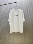 P70 （严控品质 ） 款式：off-white短袖T恤 面料：300克重双纱100%棉 罗纹：320克重索络纳1*1潮牌 工艺：印花 颜色：白 蓝 花灰 黑 尺码：M—4XL 无性别区分 男女同款