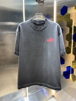 P80 OFF-white/2026春夏新款 洗水磨破320克圆领短袖tee 男女同款宽松版 吊牌 领标 洗水唛 三标齐全 颜色 :洗水黑 洗水白 洗水灰 褐色 尺码 :S M L XL XXL