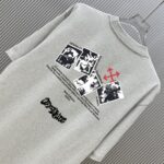 P70 （严控品质 ） 款式：off-white短袖T恤 面料：300克重双纱100%棉 罗纹：320克重索络纳1*1潮牌 工艺：印花 颜色：白 粉 花灰 蓝 炫酷蓝 黑 尺码：M—4XL 无性别区分 男女同款