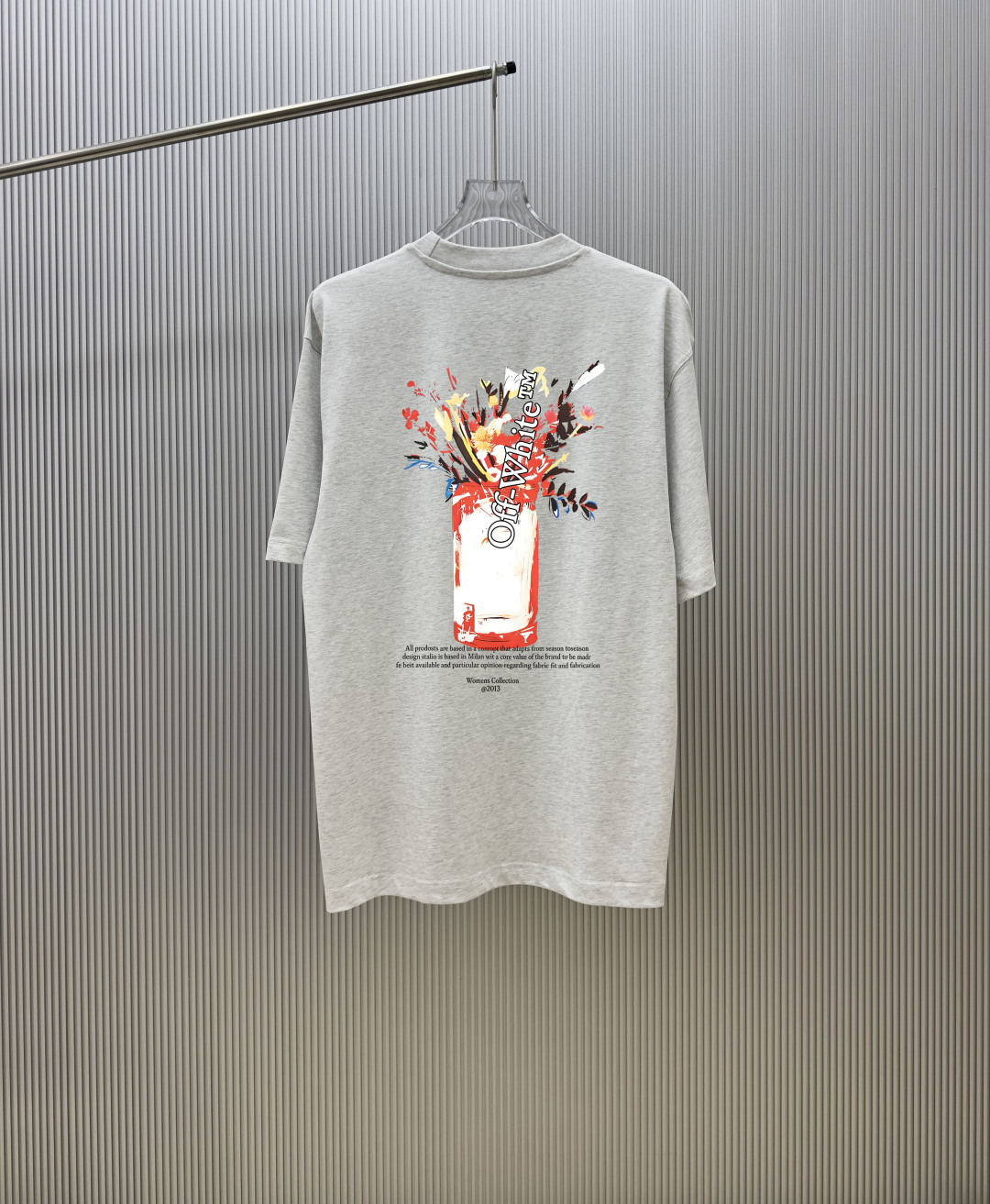 P70 （严控品质 ） 款式：off-white短袖T恤 面料：300克重双纱100%棉 罗纹：320克重索络纳1*1潮牌 工艺：印花 颜色：白 橙 花灰 红 炫酷蓝 黑 尺码：M—4XL 无性别区分 男女同款