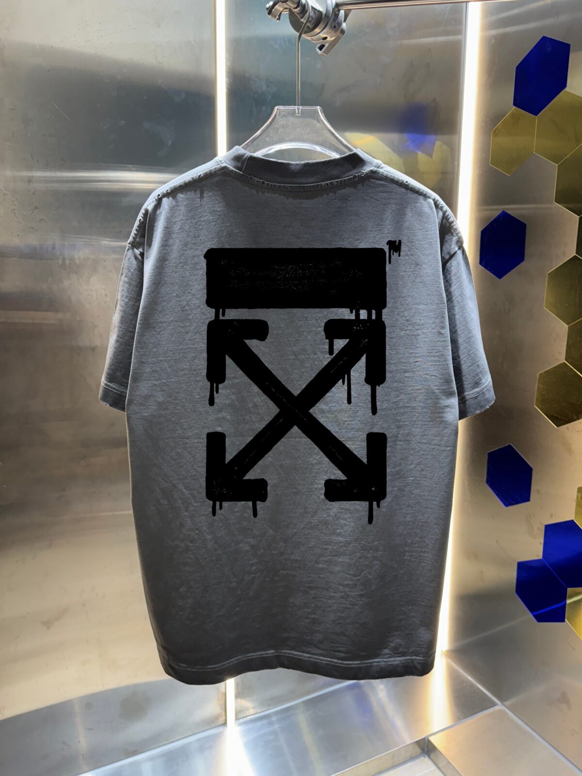 P80 OFF-white/2026春夏新款 洗水磨破320克圆领短袖tee 男女同款宽松版 吊牌 领标 洗水唛 三标齐全 颜色 :洗水黑 洗水白 洗水灰 褐色 尺码 :S M L XL XXL