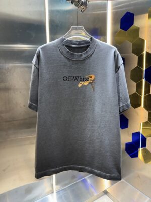 P80 OFF-white/2026春夏新款 洗水磨破320克圆领短袖tee 男女同款宽松版 吊牌 领标 洗水唛 三标齐全 颜色 :洗水黑 洗水白 洗水灰 褐色 尺码 :S M L XL XXL