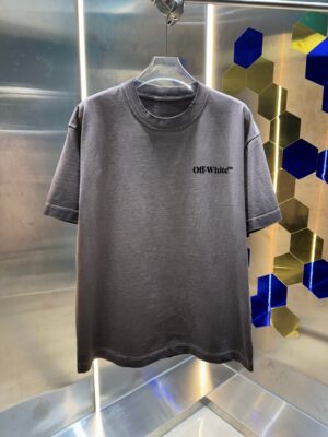 P80 OFF-white/2026春夏新款 洗水磨破320克圆领短袖tee 男女同款宽松版 吊牌 领标 洗水唛 三标齐全 颜色 :洗水黑 洗水白 洗水灰 褐色 尺码 :S M L XL XXL