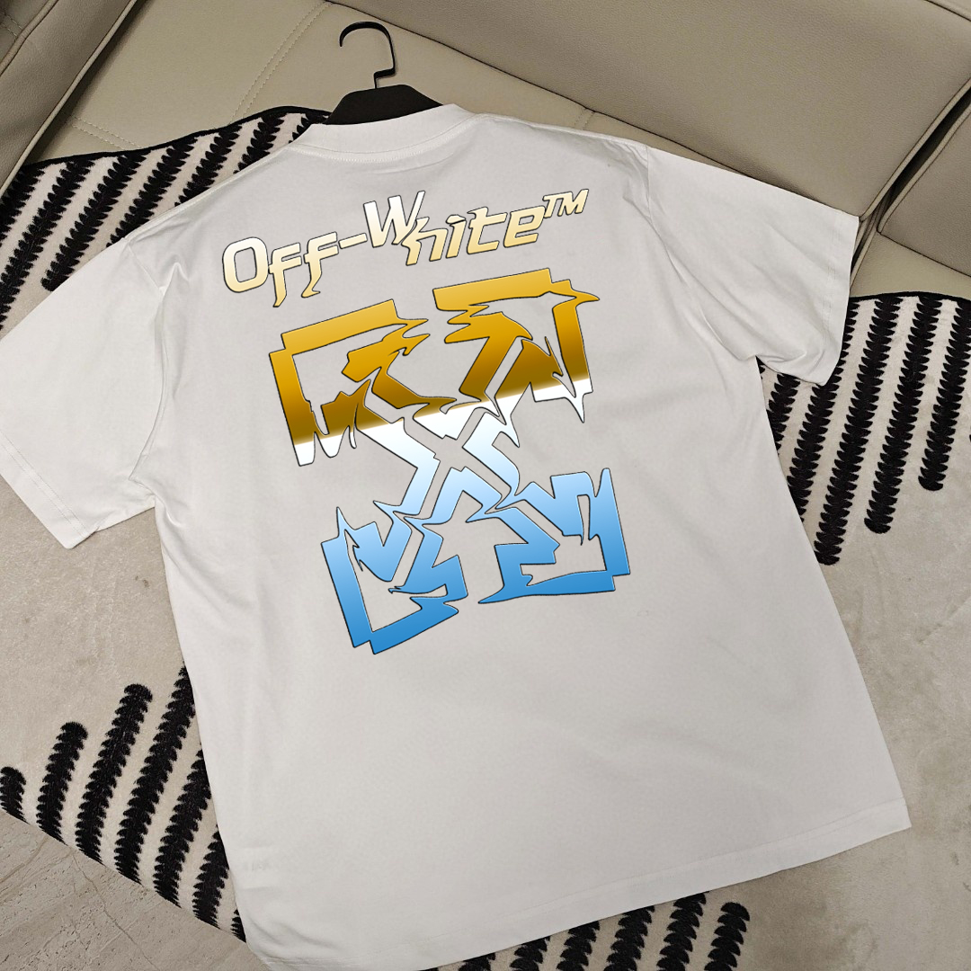 weigou_237020_2_5c615a981a P80 OFF-WHITE新品爆款OW 2026 奥斯克篇幅短袖T恤 衣服采用260克纯棉活性面料,耐洗不褪色不缩水,厚薄适中穿起来不会软塌塌,上身立挺有型。 高清数码白烫画印花,图案细节布料纹理清晰可见,与面料融为一体,并且印花上做了特殊处理,与YB一样手感。 定制YB全套辅料。 颜色:活性黑、白色 红色 尺码:S-XXL