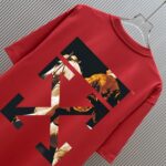P70 （严控品质 ） 款式：off-white短袖T恤 面料：300克重双纱100%棉 罗纹：320克重索络纳1*1潮牌 工艺：印花 颜色：白 蓝 花灰 红 夜蓝 黑 尺码：M—4XL 无性别区分 男女同款