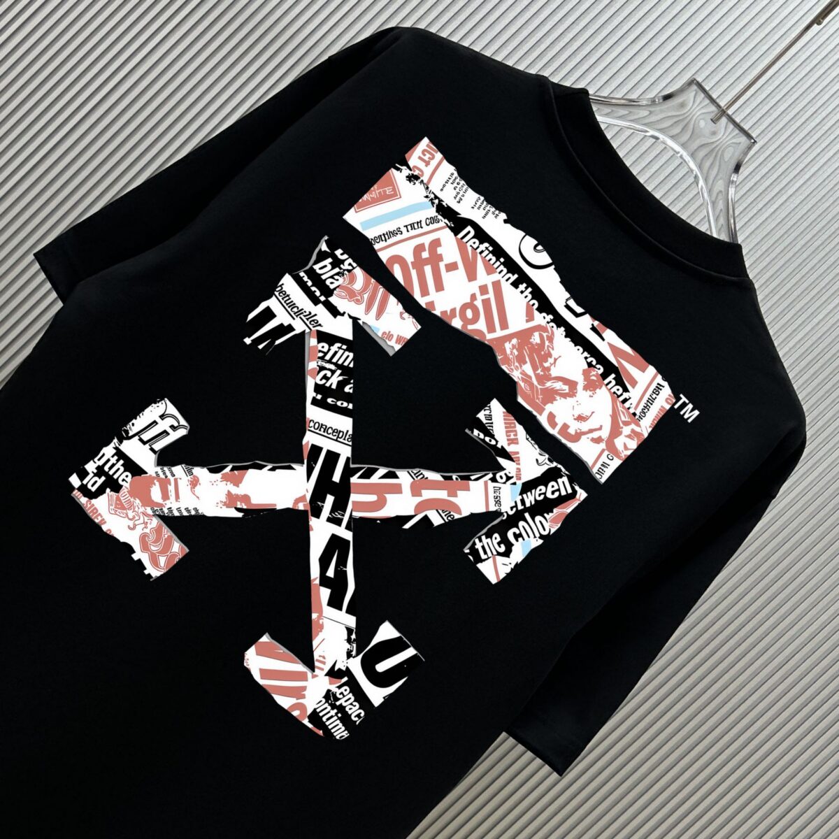 P70 （严控品质 ） 款式：off-white短袖T恤 面料：300克重双纱100%棉 罗纹：320克重索络纳1*1潮牌 工艺：印花 颜色：白 蓝 粉 黑 尺码：M—4XL 无性别区分 男女同款