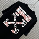 P70 （严控品质 ） 款式：off-white短袖T恤 面料：300克重双纱100%棉 罗纹：320克重索络纳1*1潮牌 工艺：印花 颜色：白 蓝 粉 黑 尺码：M—4XL 无性别区分 男女同款