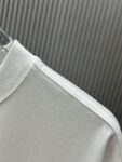 P70 （严控品质 ） 款式：off-white短袖T恤 面料：300克重双纱100%棉 罗纹：320克重索络纳1*1潮牌 工艺：印花 颜色：白 蓝 粉 黑 尺码：M—4XL 无性别区分 男女同款