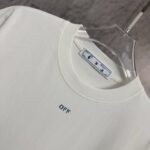P80 《𝙉𝙚𝙬⚜️off》 2026春夏新款短袖T恤 32支275克双纱棉、做旧洗水炒雪花印花 颜色：紫色 绿咖色 白色 橙色 码数：S M L XL XXL