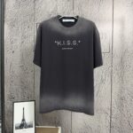P80 《𝙉𝙚𝙬⚜️off》 2026春夏新款短袖T恤 32支275克重磅双纱棉、做旧洗水渐变印花 颜色：黑色 绿色 宝蓝色 码数：S M L XL XXL