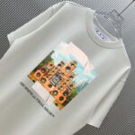 P70 （严控品质 ） 款式：off-white短袖T恤 面料：300克重双纱100%棉 罗纹：320克重索络纳1*1潮牌 工艺：印花 颜色：白 炫酷蓝 花灰 黑 尺码：M—4XL 无性别区分 男女同款