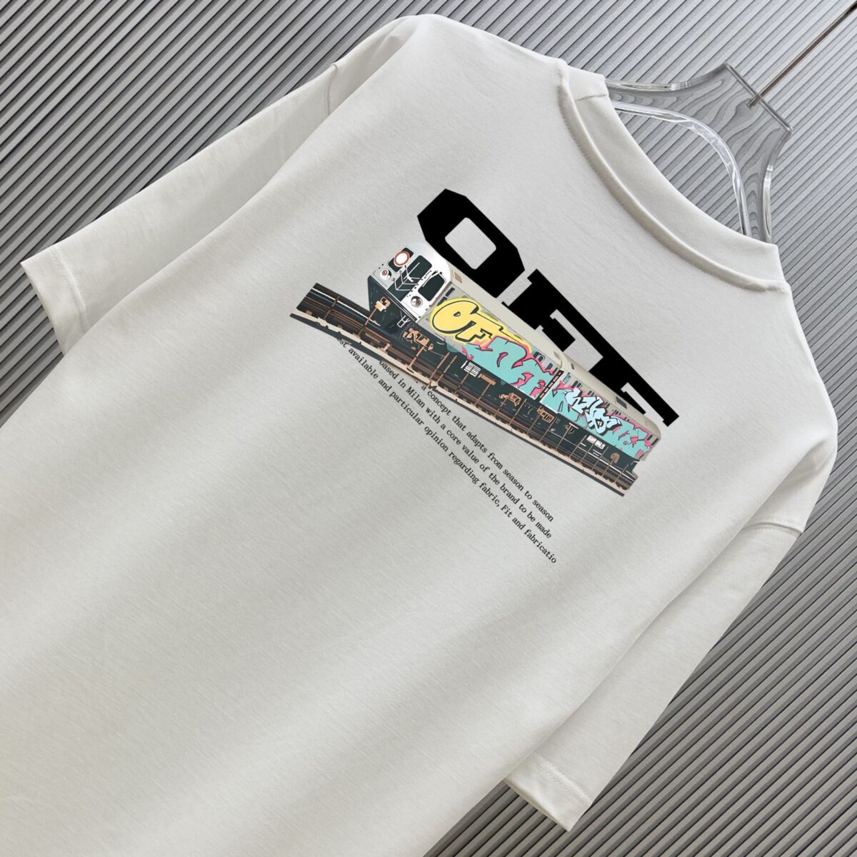 P70 （严控品质 ） 款式：off-white短袖T恤 面料：300克重双纱100%棉 罗纹：320克重索络纳1*1潮牌 工艺：印花 颜色：白 炫酷蓝 花灰 黑 尺码：M—4XL 无性别区分 男女同款