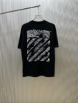 P70 （严控品质 ） 款式：off-white短袖T恤 面料：300克重双纱100%棉 罗纹：320克重索络纳1*1潮牌 工艺：印花 颜色：白 夜蓝 炫酷蓝 黑 尺码：M—4XL 无性别区分 男女同款