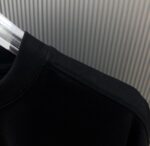 P70 （严控品质 ） 款式：off-white短袖T恤 面料：300克重双纱100%棉 罗纹：320克重索络纳1*1潮牌 工艺：印花 颜色：白 粉 橙 红 黑 尺码：M—4XL 无性别区分 男女同款