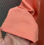 P70 （严控品质 ） 款式：off-white短袖T恤 面料：300克重双纱100%棉 罗纹：320克重索络纳1*1潮牌 工艺：印花 颜色：白 粉 橙 红 黑 尺码：M—4XL 无性别区分 男女同款