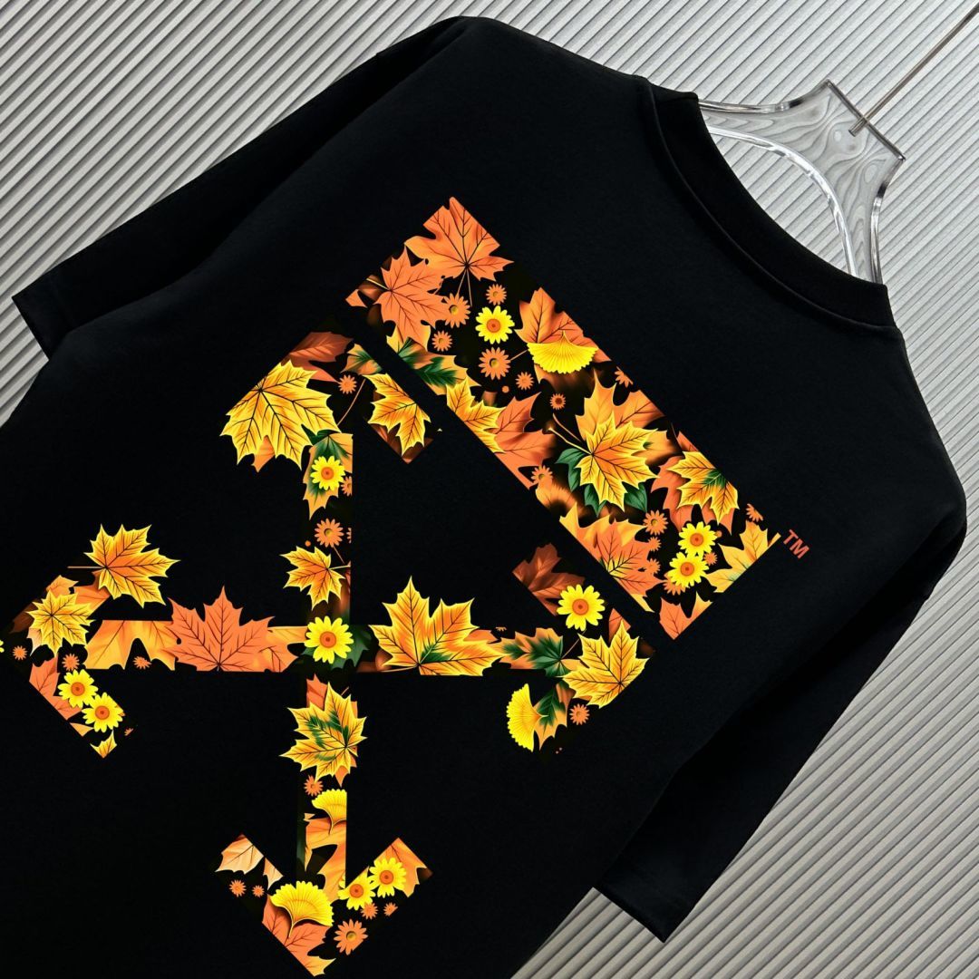 P70 （严控品质 ） 款式：off-white短袖T恤 面料：300克重双纱100%棉 罗纹：320克重索络纳1*1潮牌 工艺：印花 颜色：白 蓝 红 夜蓝 黑 尺码：M—4XL 无性别区分 男女同款