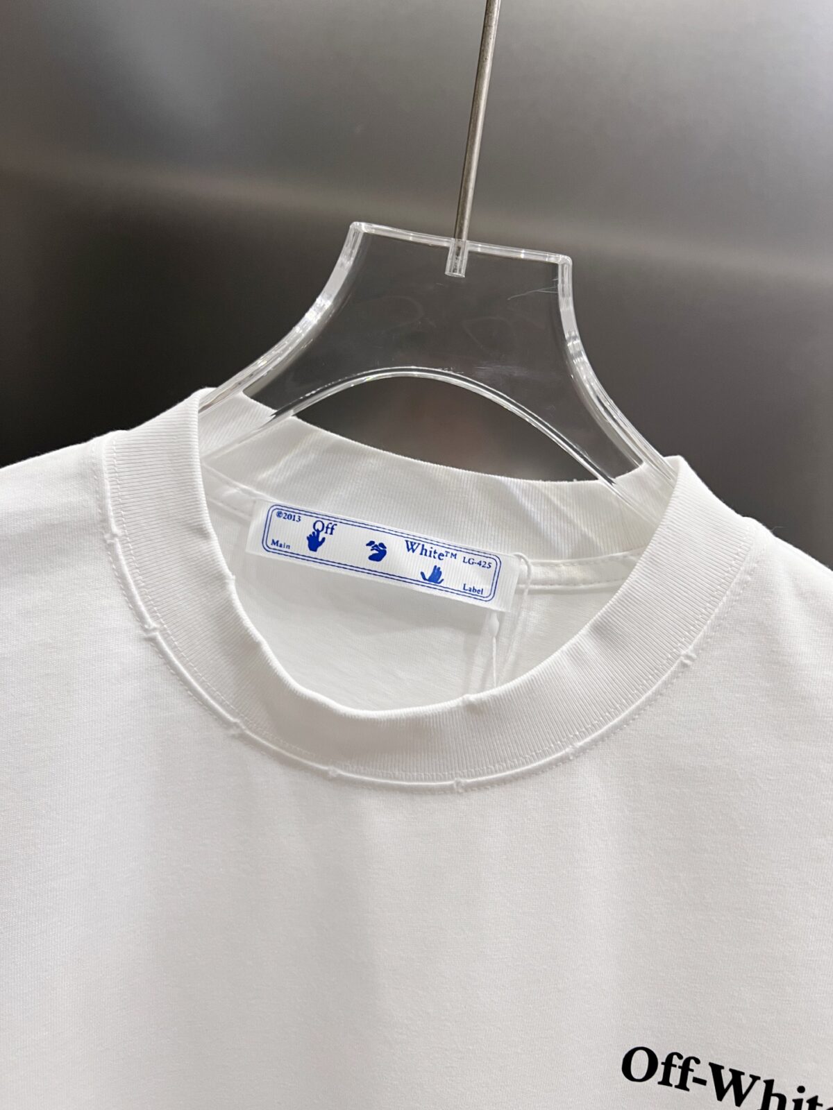 P80 off 2026春夏新款 磨破洗水短袖280克圆领短袖 立体logo工艺设计 胸前logo立体印花 高端版本最新款全网独家首上 尺码S M L XL XXL 五个码 黑色 白色