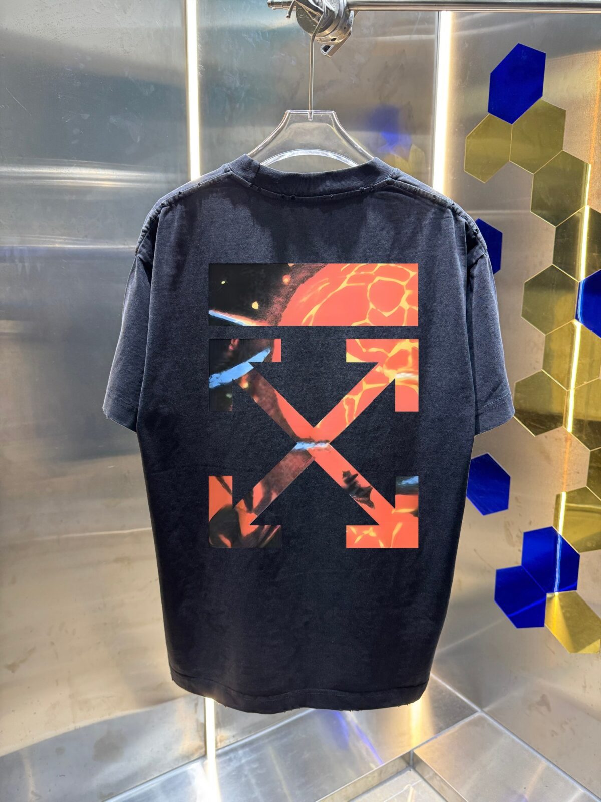 P80 OFF-white/2026春夏新款 洗水磨破320克圆领短袖tee 男女同款宽松版 吊牌 领标 洗水唛 三标齐全 颜色 :洗水黑 洗水白 洗水灰 褐色 尺码 :S M L XL XXL