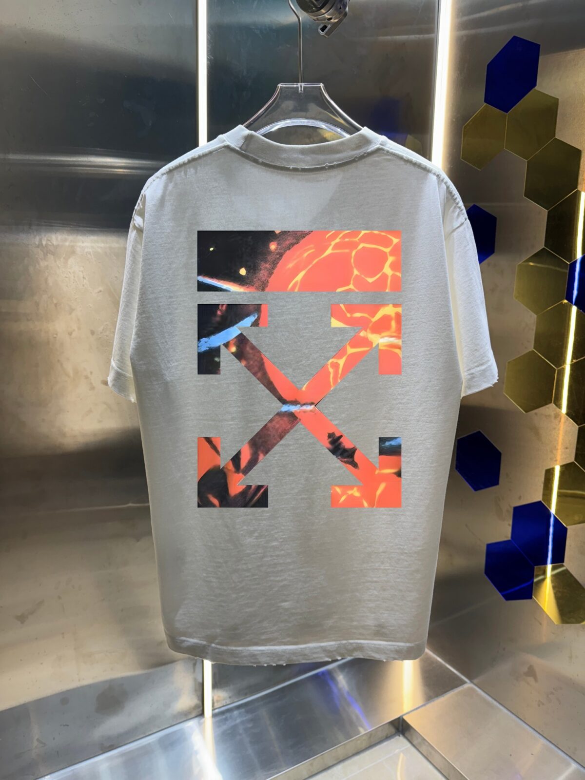 P80 OFF-white/2026春夏新款 洗水磨破320克圆领短袖tee 男女同款宽松版 吊牌 领标 洗水唛 三标齐全 颜色 :洗水黑 洗水白 洗水灰 褐色 尺码 :S M L XL XXL