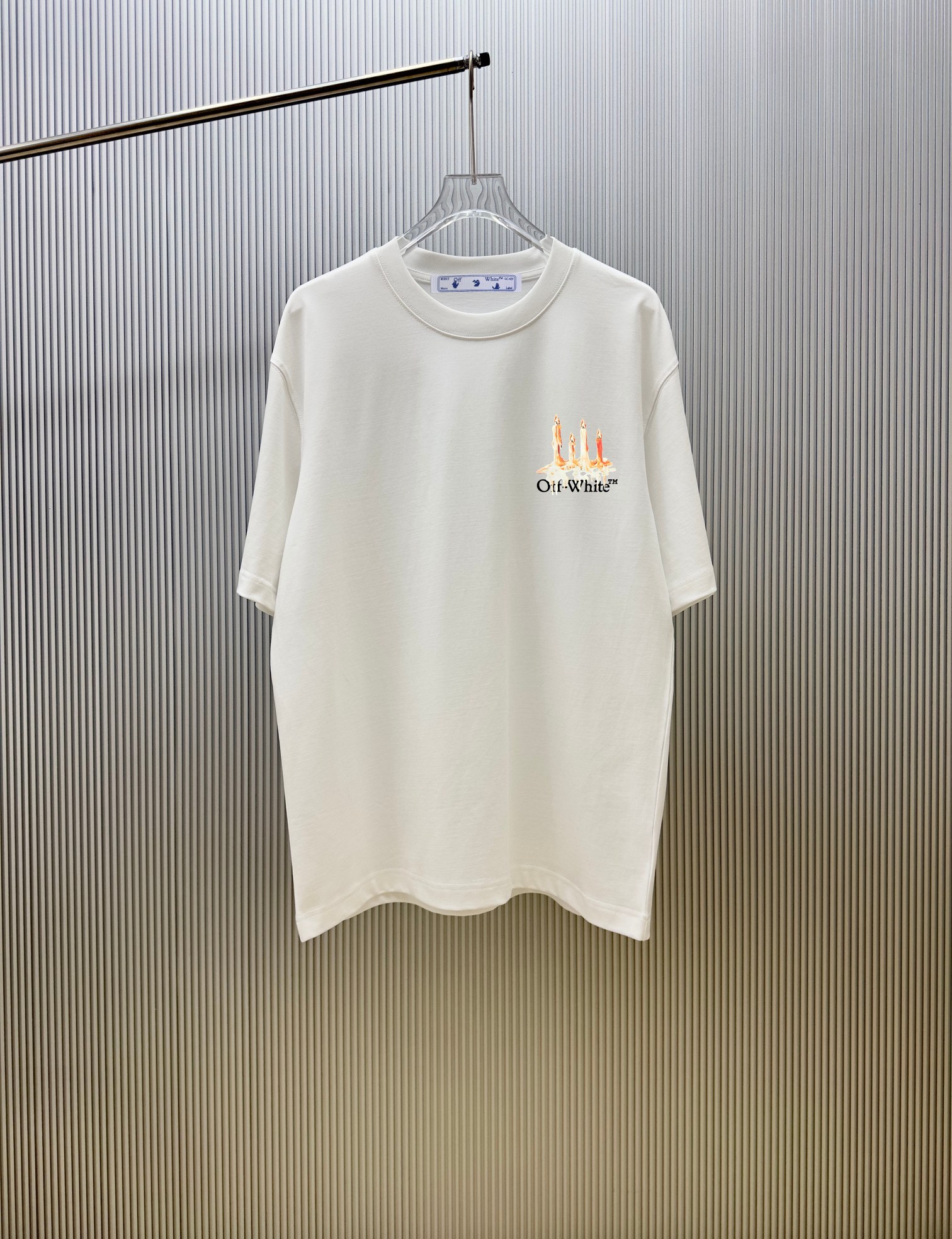 P70 （严控品质 ） 款式：off-white短袖T恤 面料：300克重双纱100%棉 罗纹：320克重索络纳1*1潮牌 工艺：印花 颜色：白 炫酷蓝 花灰 黑 尺码：M—4XL 无性别区分 男女同款