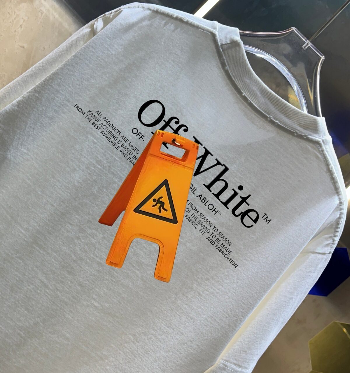 P80 OFF-white/2026春夏新款 洗水磨破320克圆领短袖tee 男女同款宽松版 吊牌 领标 洗水唛 三标齐全 颜色 :洗水黑 洗水白 洗水灰 褐色 尺码 :S M L XL XXL