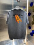 P80 OFF-white/2026春夏新款 洗水磨破320克圆领短袖tee 男女同款宽松版 吊牌 领标 洗水唛 三标齐全 颜色 :洗水黑 洗水白 洗水灰 褐色 尺码 :S M L XL XXL