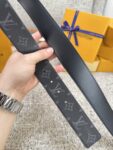 Louis Vuitton LV腰带 PVC皮底系列 原厂五金 精致手工绘边 柔软舒适 宽