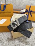 Louis Vuitton LV腰带 PVC皮底系列 原厂五金 精致手工绘边 柔软舒适 宽
