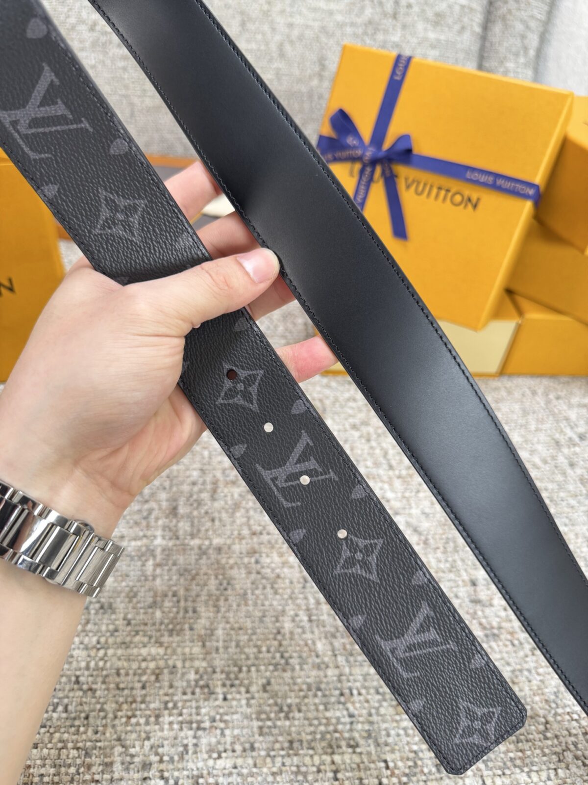 Louis Vuitton LV腰带 PVC皮底系列 原厂五金 精致手工绘边 柔软舒适 宽