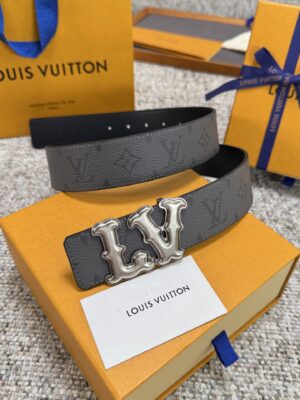 Louis Vuitton LV腰带 PVC皮底系列 原厂五金 精致手工绘边 柔软舒适 宽