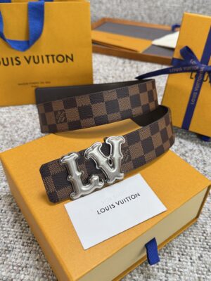 weigou_240097_0_b3863b7c03 Louis Vuitton LV腰带 PVC皮底系列 原厂五金 精致手工绘边 柔软舒适 宽
