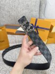 Louis Vuitton LV腰带 PVC皮底系列 原厂五金 精致手工绘边 柔软舒适 宽