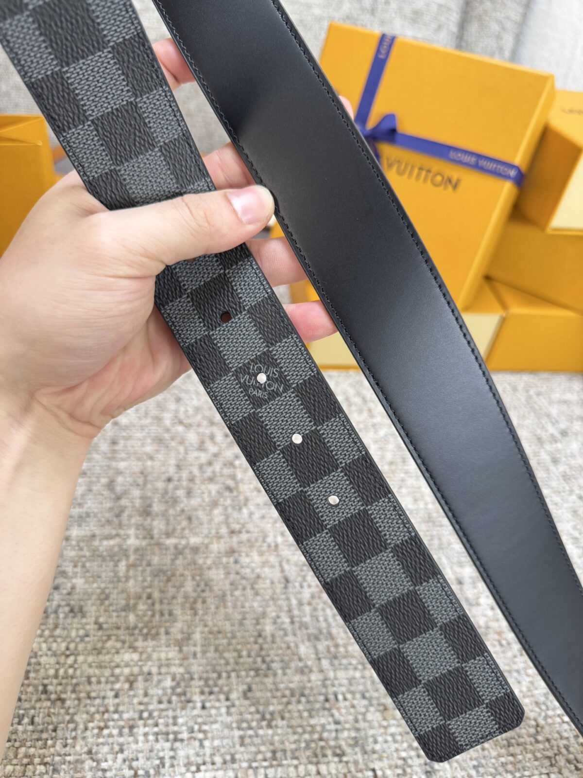 Louis Vuitton LV腰带 PVC皮底系列 原厂五金 精致手工绘边 柔软舒适 宽