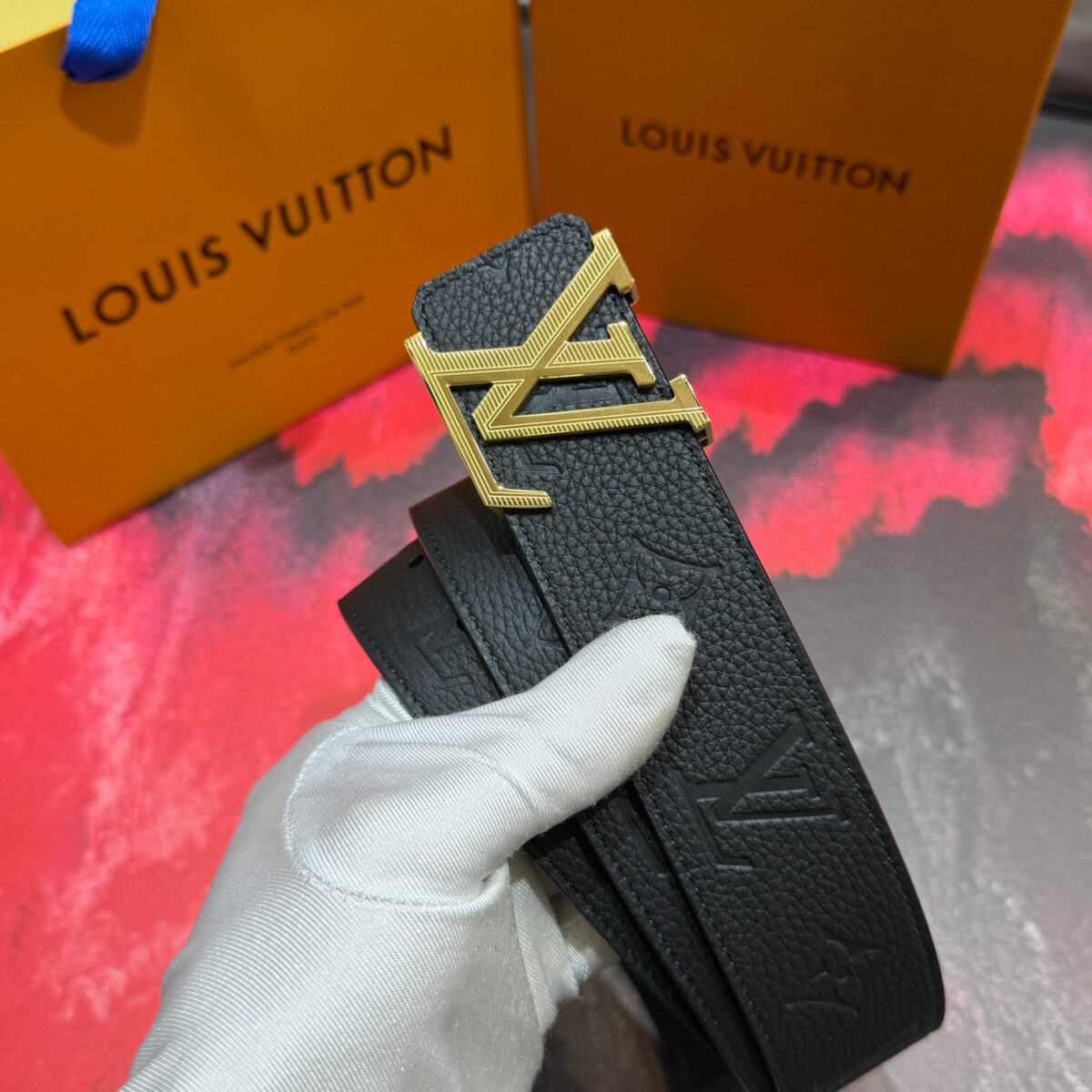 P140 驴家法国🇫🇷原厂皮料 双面荔枝纹搭配意大利🇮🇹进口尺寸4.0cm 精品五金进口炉内五金