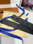 P145 LV（路易威登） 全套包装 40mm宽度 正品一体铸造五金钢扣，原厂皮料 双面原厂定制面料，可双面使用！区别市场货
