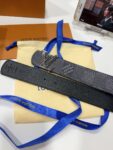 P145 LV（路易威登） 全套包装 40mm宽度 正品一体铸造五金钢扣，原厂皮料 双面原厂定制面料，可双面使用！区别市场货