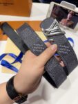 P145 LV（路易威登） 全套包装 40mm宽度 正品一体铸造五金钢扣，原厂皮料 双面原厂定制面料，可双面使用！区别市场货