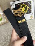 材质：原单牛皮腰带 百分百头层牛皮腰带✨保证真皮钢扣，专柜原单品质、做工精细，时尚大牌，送人自用首选