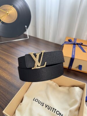 Louis Vuitton LV腰带 手掌纹系列 原厂五金 精致手工绘边 柔软舒适 宽