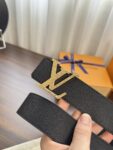 Louis Vuitton LV腰带 手掌纹系列 原厂五金 精致手工绘边 柔软舒适 宽