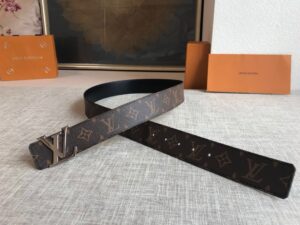 LOUIS VUITTON 男士原單腰帶 寬度40毫米 配专柜全套包装