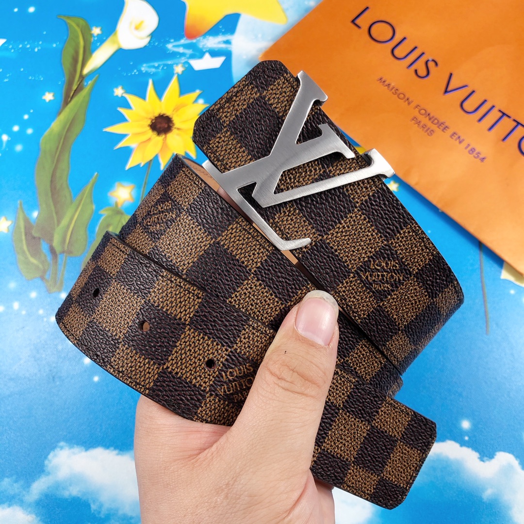 LOUIS VUITTON 时尚百搭皮带，原单头层牛皮 专柜在售爆款，顶级货，细节看图，实物拍摄，宽度4.0CM都有货，码数齐！
