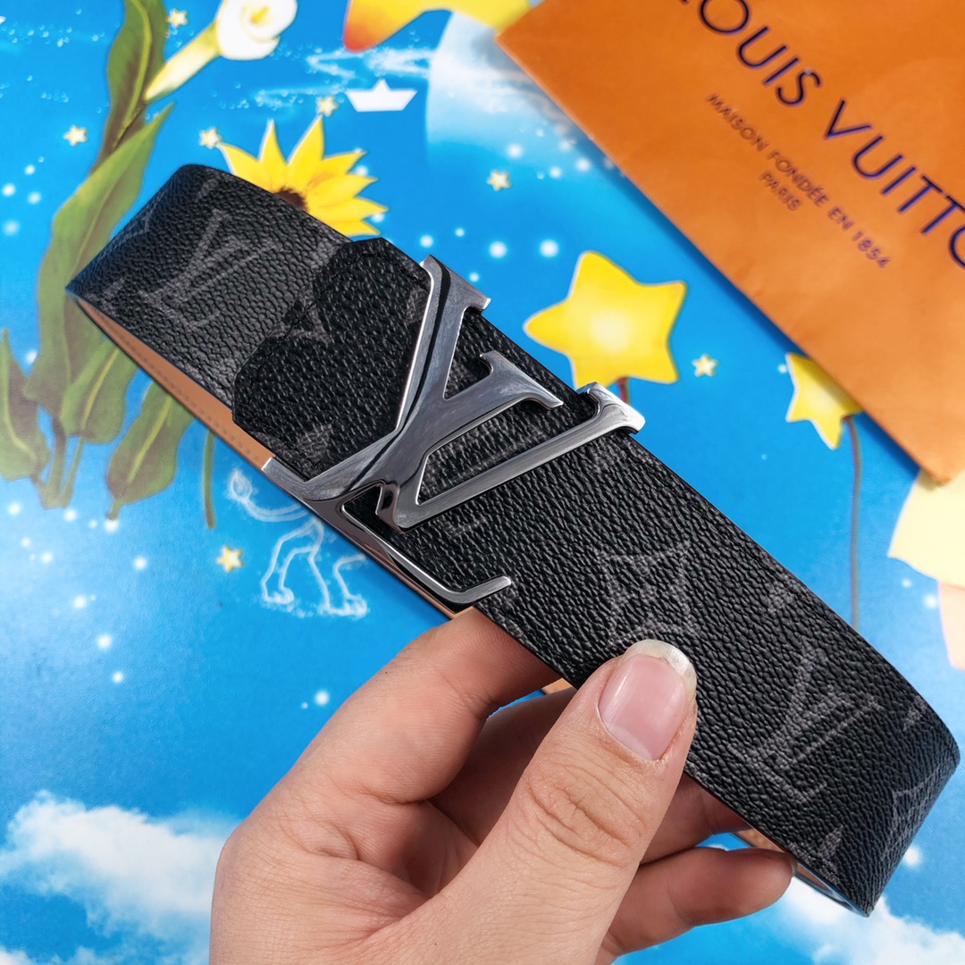 LOUIS VUITTON 时尚百搭皮带，原单头层牛皮 专柜在售爆款，顶级货，细节看图，实物拍摄，宽度4.0CM都有货，码数齐！