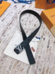P120 配全套包装礼盒🎁 【LOUIS VITTON 】原单实拍 4.0cm男款 精细打磨钢扣 原版开料 带身双面设计