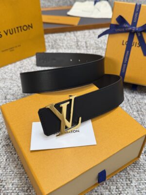 Louis Vuitton LV腰带 系列 原厂五金 精致手工绘边 柔软舒适 宽 /